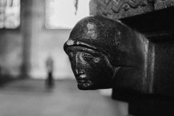 cologne-cathedral-wooden-head
