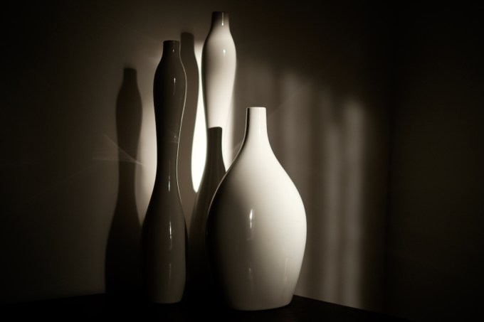 still-vases-living-room-classic-chrome-III