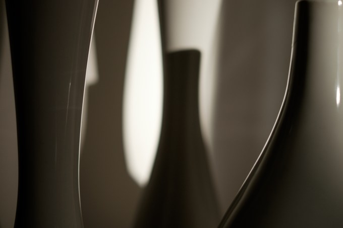 still-vases-living-room-classic-chrome-I