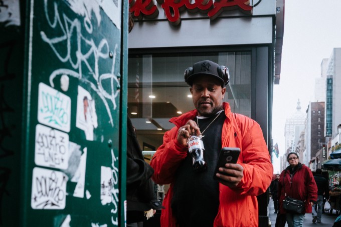 street-newyorkcity-rni-technicolor2-xv