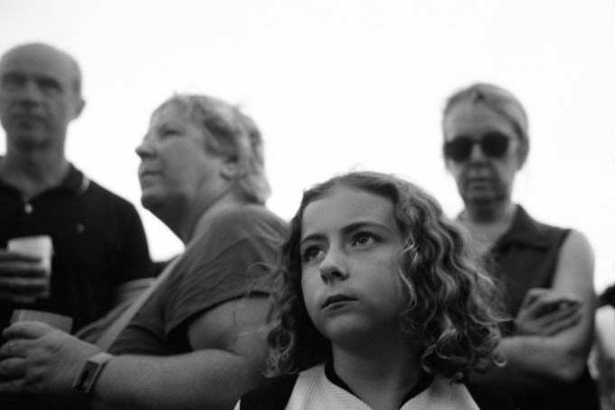 wassiliosnikitakis-bretagne-village-fete-leploemeur-leica-m2-summicron-35mm-asph-kodak-trix-NR15TRIX400160BWX Kopie